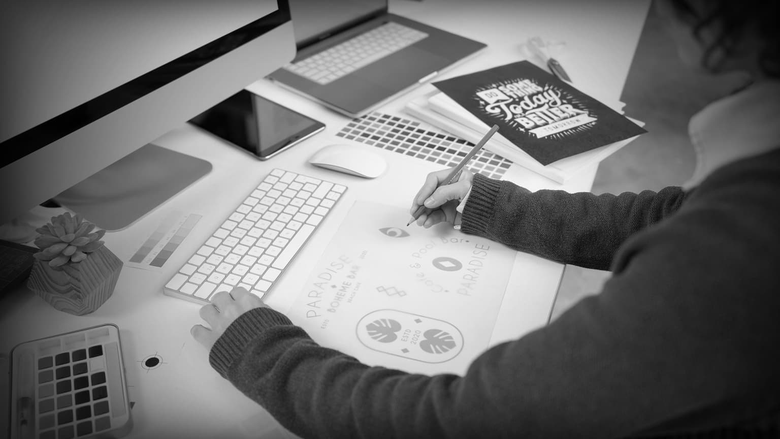 /images/card-banner/Logo design.webp